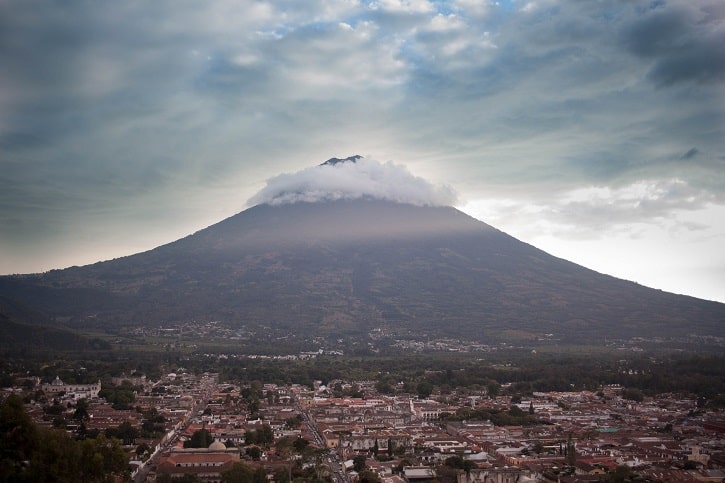 paisaje del volcán de agua en Antigua Guatemala