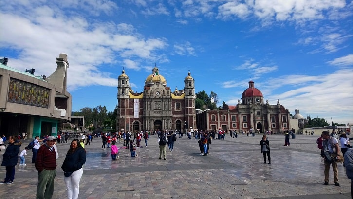 Basilica de guadalupe en México