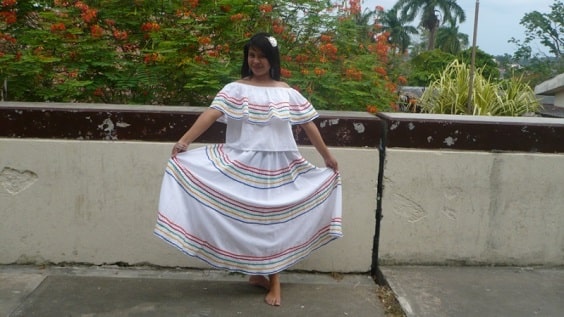 trajes típicos de Guatemala: Petén