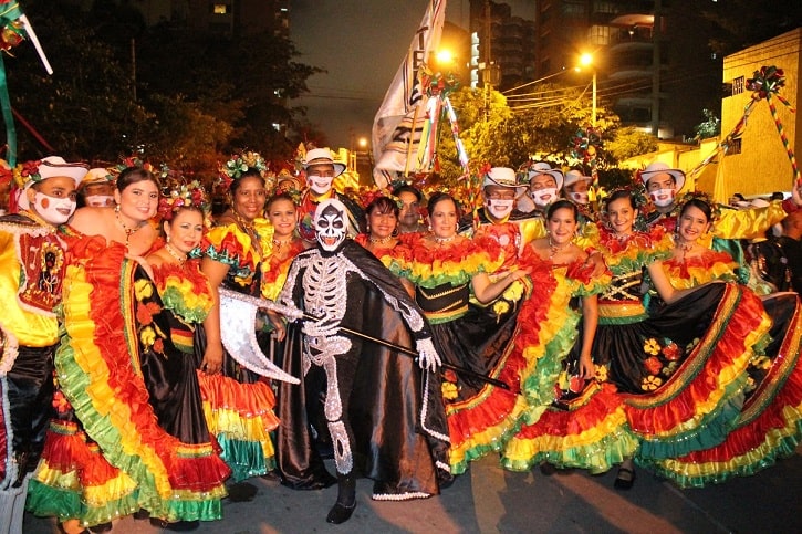 Trajes típicos de Colombia: Traje del baile el garabato