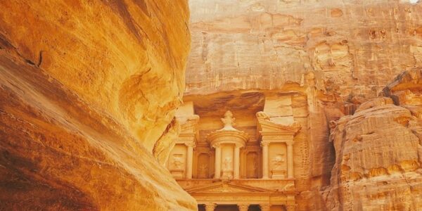 Mejor seguro de viaje Jordania (2024): Precio, coberturas y DESCUENTOS